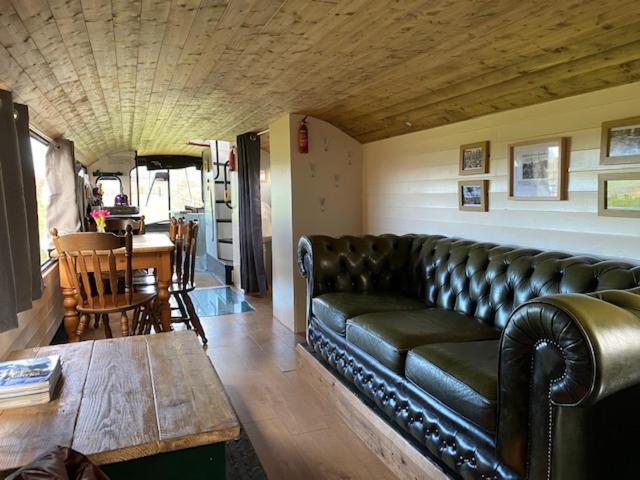 Stonehenge Campsite & Glamping Hotel Berwick St James Ngoại thất bức ảnh