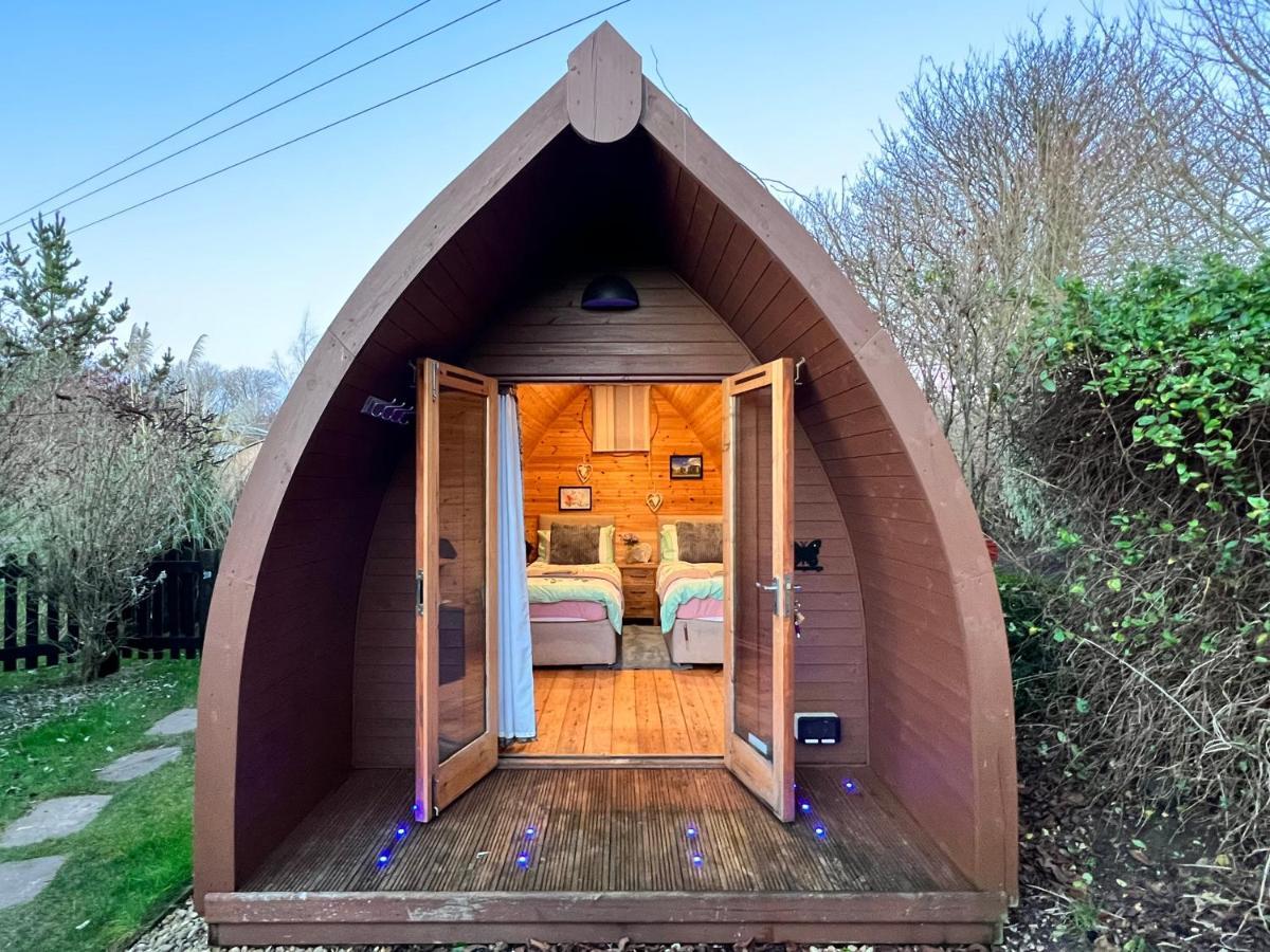 Stonehenge Campsite & Glamping Hotel Berwick St James Ngoại thất bức ảnh
