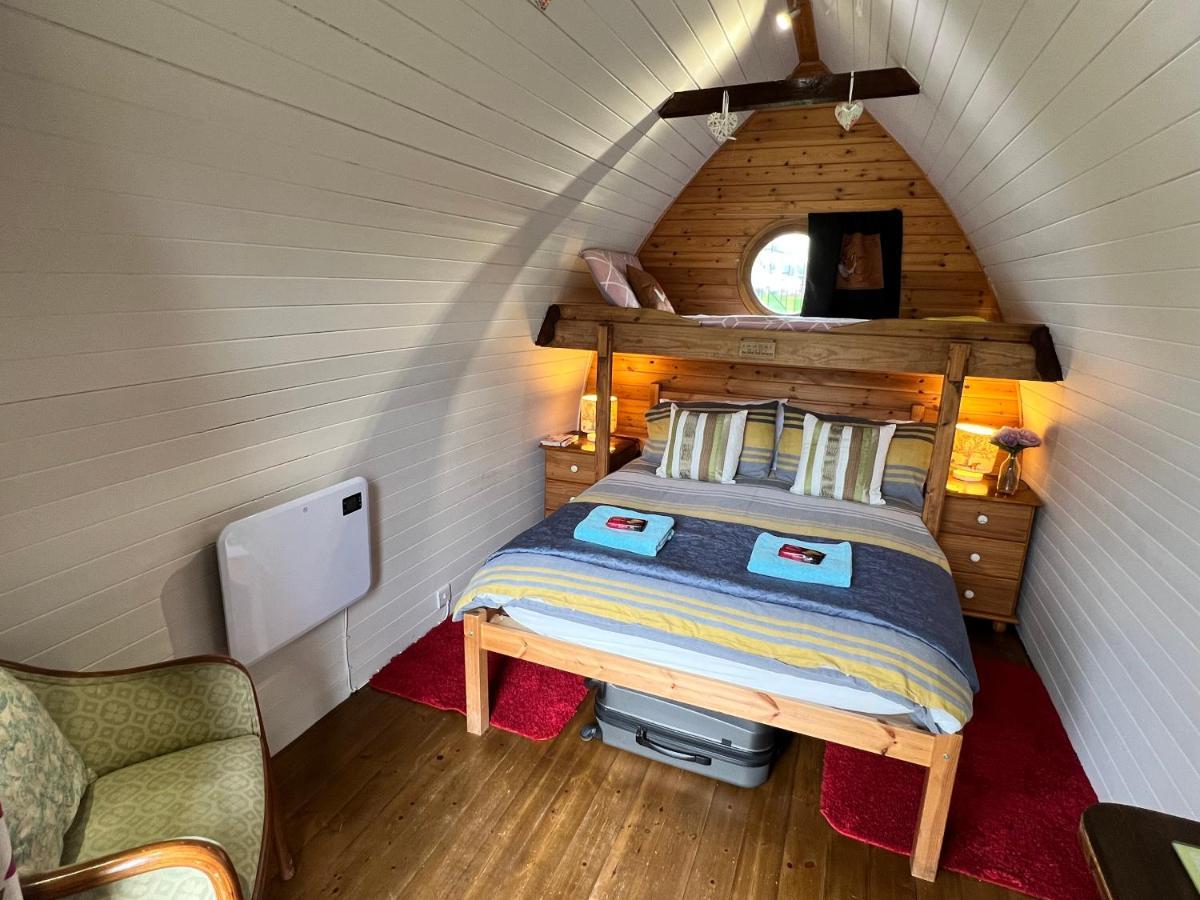 Stonehenge Campsite & Glamping Hotel Berwick St James Ngoại thất bức ảnh