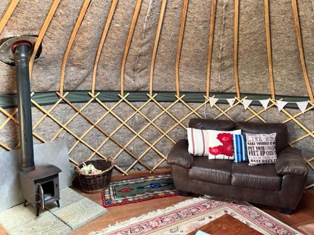 Stonehenge Campsite & Glamping Hotel Berwick St James Ngoại thất bức ảnh